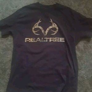 Realtree mens medium tshirt